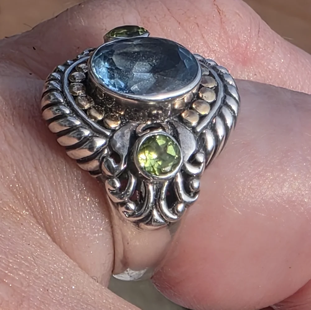 Estate Robert Manse Bali Designer Signed Genuine Blue Topaz And Peridot Ring - Picture 7 of 9